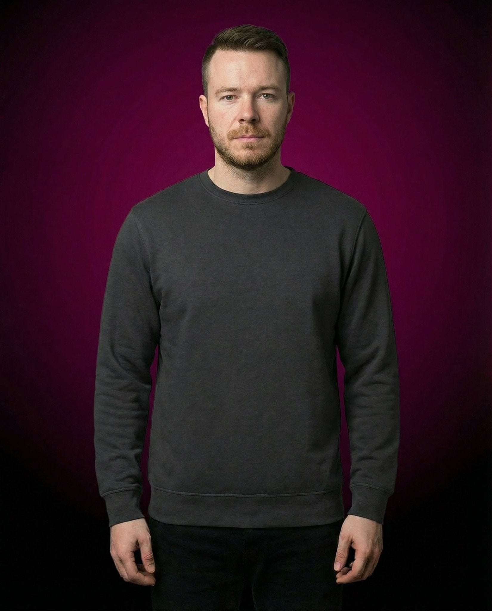 TECHNO GIRLS TASTE BETTER - PREMIUM ORGANIC SWEATSHIRT | HARDTEKK.DE - Street & Clubwear